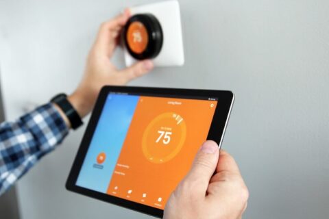 smart heating and cooling controlling via tablet